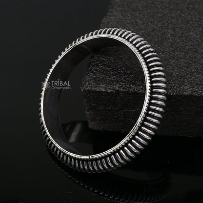 Sterling silver tribal bangle bracelet with modern design, unisex personalized tribal jewelry by TRIBAL ORNAMENTS.