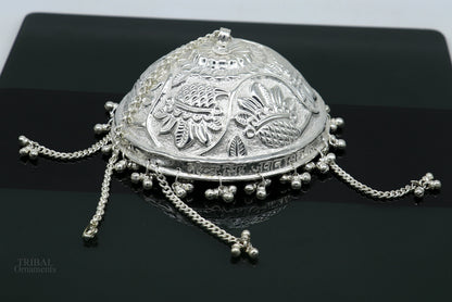 Sterling silver Nakshi work chattar or chhatra, a traditional temple umbrella art piece by Tribal Ornaments.