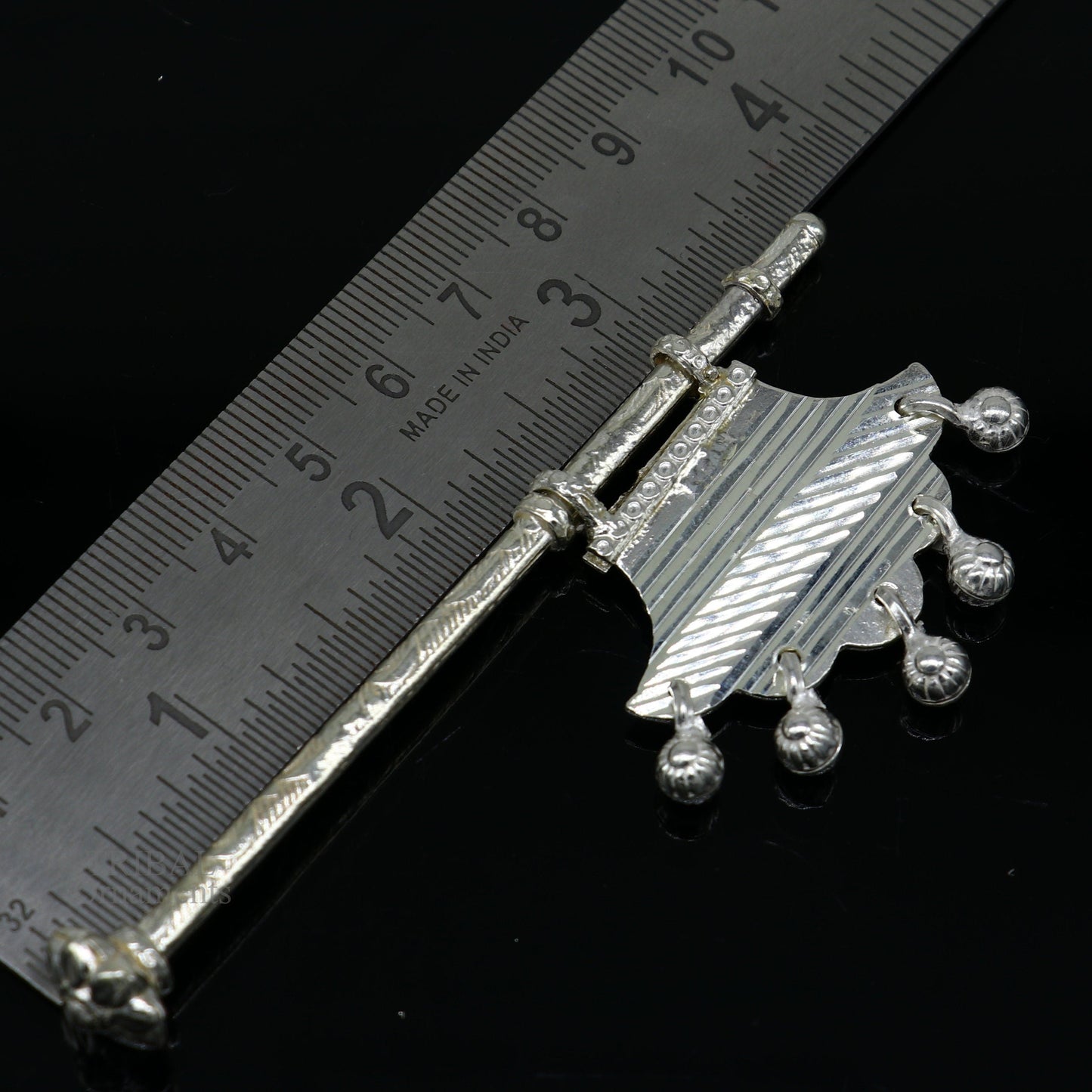 925 sterling silver pankhi, small fan or pankhi for god puja, best gifting to laddu gopala krishna, silver hand fan puja article su689 - TRIBAL ORNAMENTS