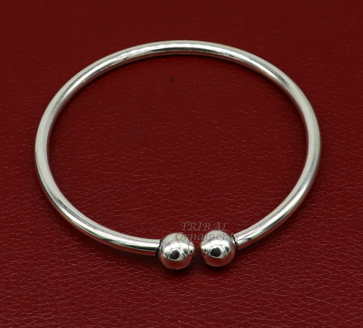Sterling silver round bangle bracelet with shiny, customized design, stylish for brides and belly dance jewelry by Tribal Ornaments.