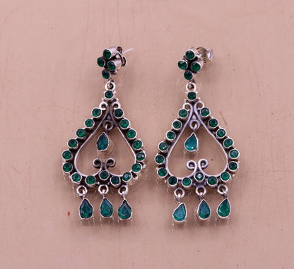 Sterling silver drop dangle earrings with green onyx stones, vintage style handmade jewelry for girls' parties, by Tribal Ornaments.