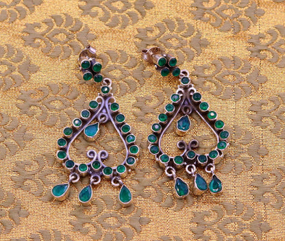 Sterling silver drop dangle earring with green onyx stone, handmade vintage style jewelry for girls' party wear.