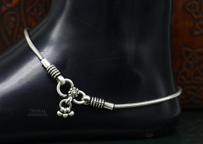 Sterling silver round snake chain ankle bracelet by TRIBAL ORNAMENTS, stylish and trendy belly dance jewelry with customized design.