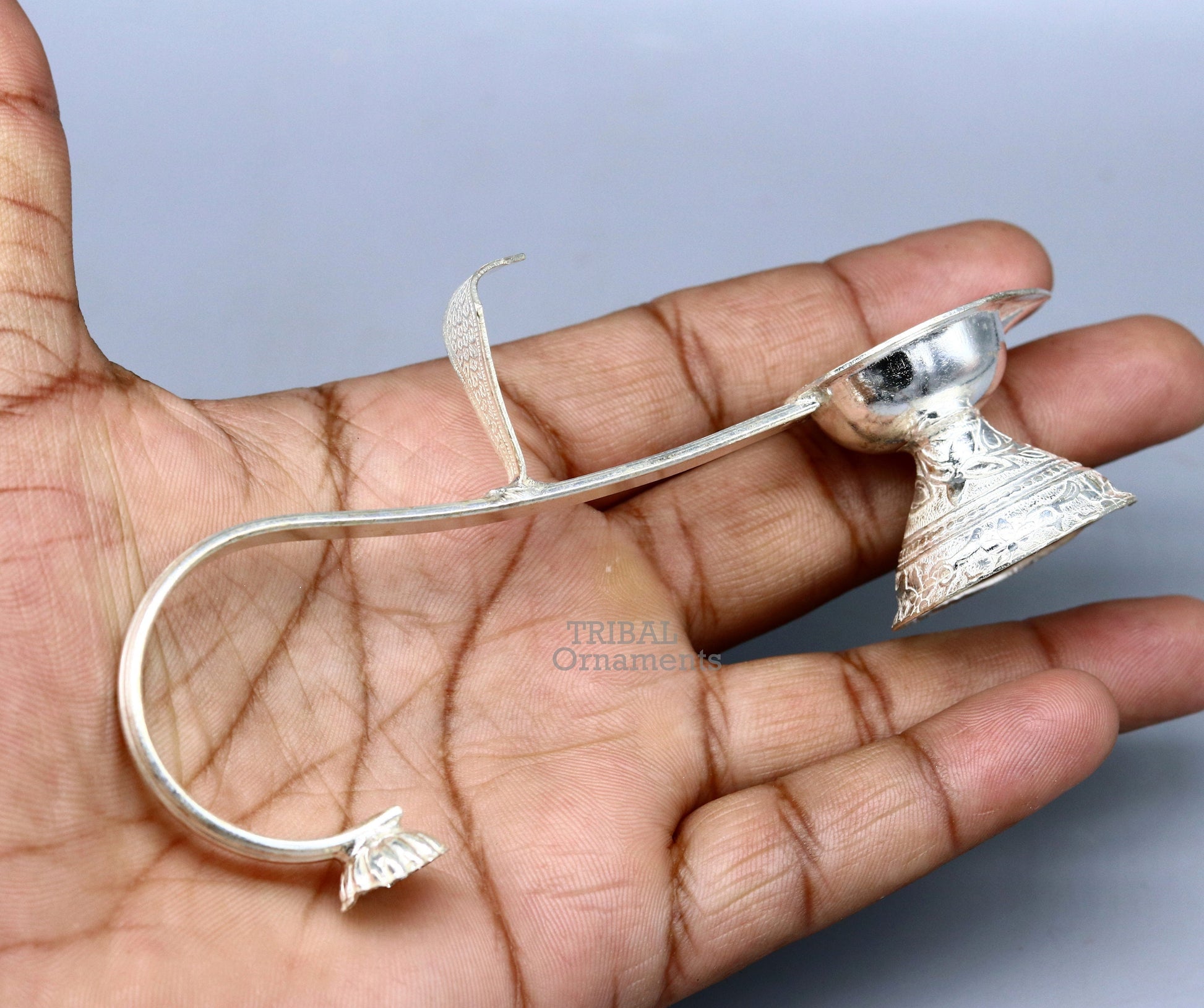 Vintage style handmade single kapoor Lamp or  lampa arti deepak, best praying article for god or goddess temple article su755 - TRIBAL ORNAMENTS