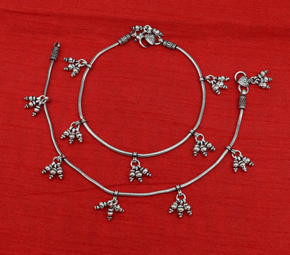 925 sterling silver snake chain ankle bracelet with a single line design, perfect for belly dance or stylish foot jewelry.
