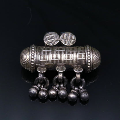 925 Sterling silver tribal amulet pendant jewelry by Tribal Ornaments featuring traditional tribal design.