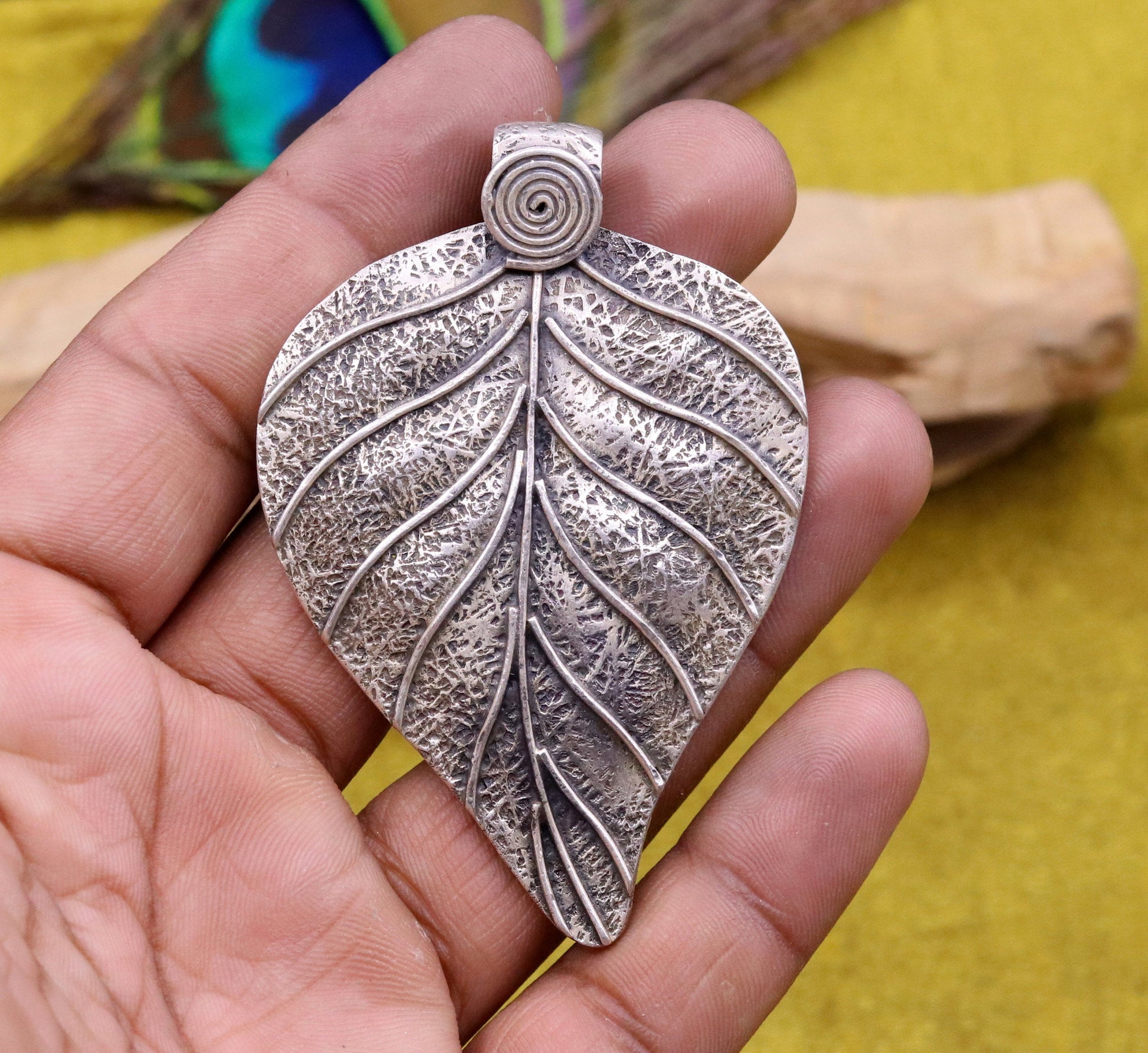925 Sterling silver handmade tree leaf design modern trendy look ethnic pendant, charm necklace, temple jewelry gifting to her india nsp354 - TRIBAL ORNAMENTS