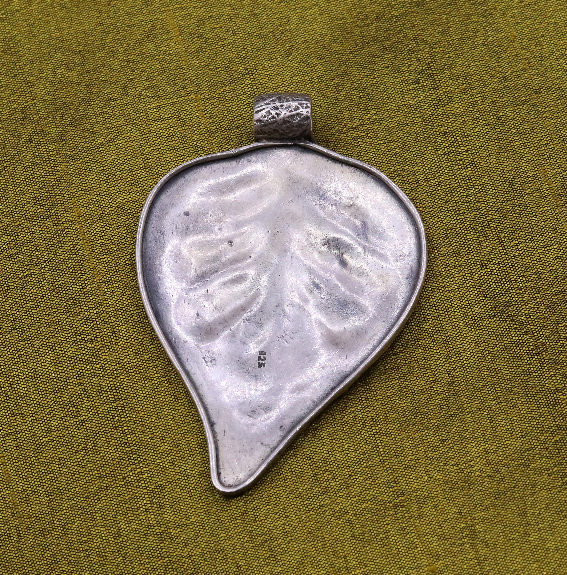 925 Sterling silver handmade tree leaf design modern trendy look ethnic pendant, charm necklace, temple jewelry gifting to her india nsp354 - TRIBAL ORNAMENTS