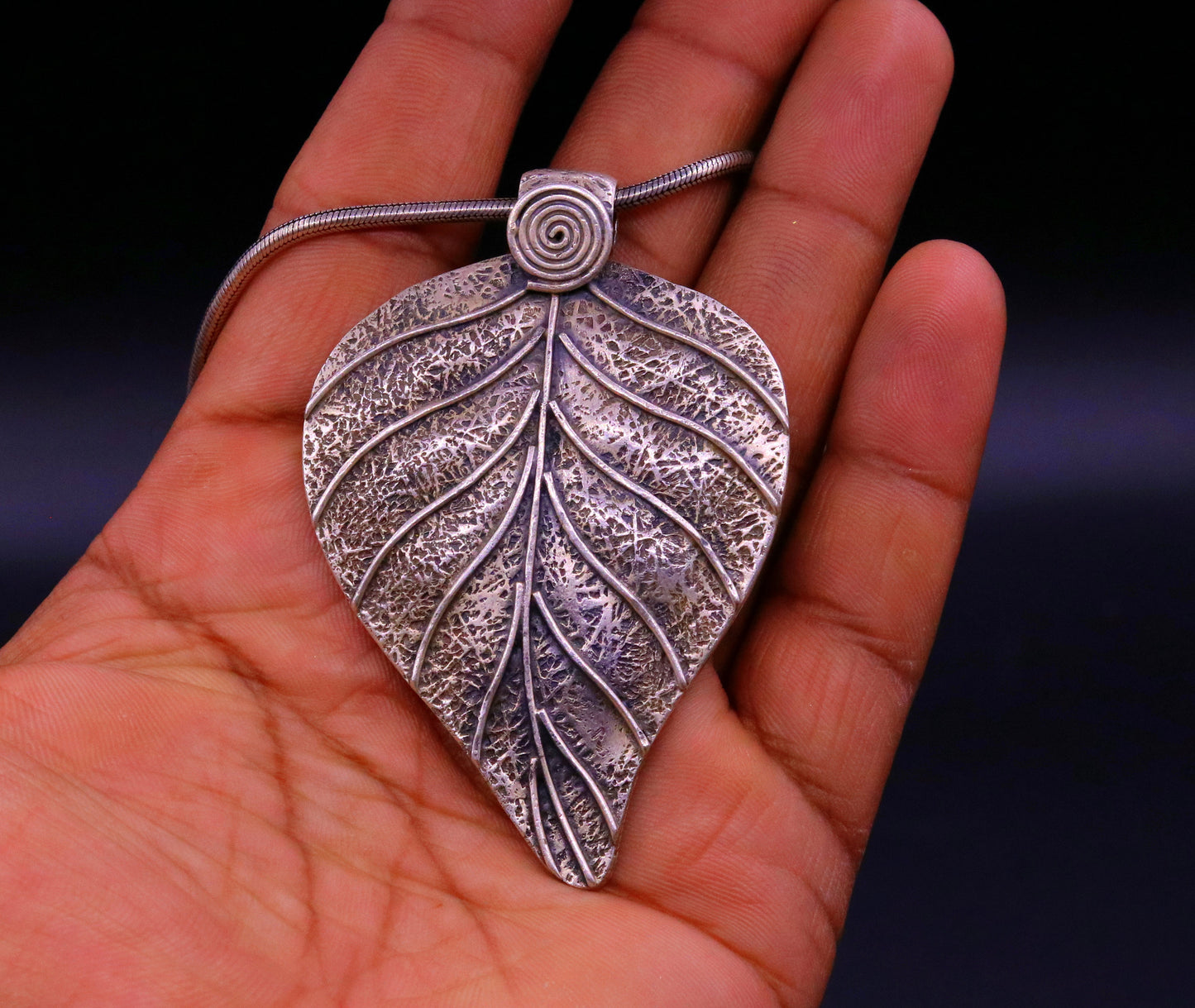925 Sterling silver handmade tree leaf design modern trendy look ethnic pendant, charm necklace, temple jewelry gifting to her india nsp354 - TRIBAL ORNAMENTS