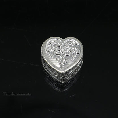 925 sterling silver heart-shaped trinket box by TRIBAL ORNAMENTS, bridal jewelry container and eyeliner casket with intricate design