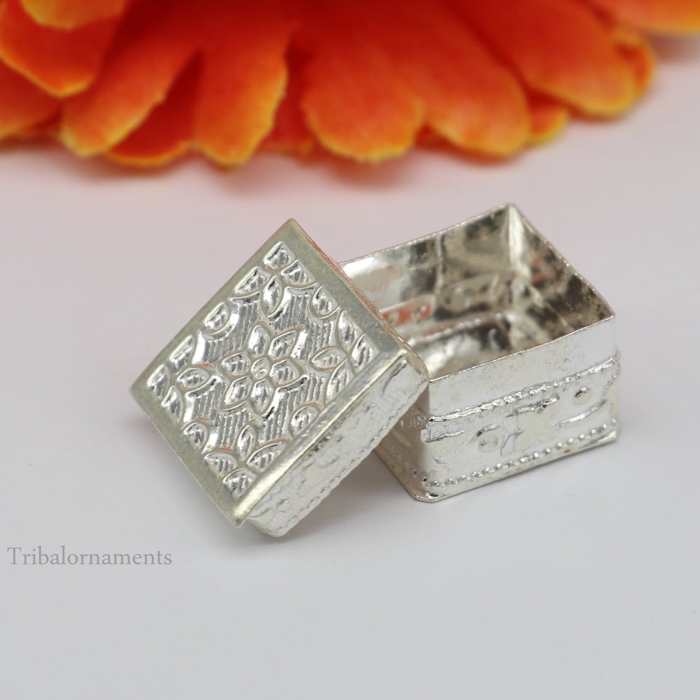 925 sterling silver trinket box with square shape, bridal design, decorative container for jewelry or eyeliner, from Tribal Ornaments.