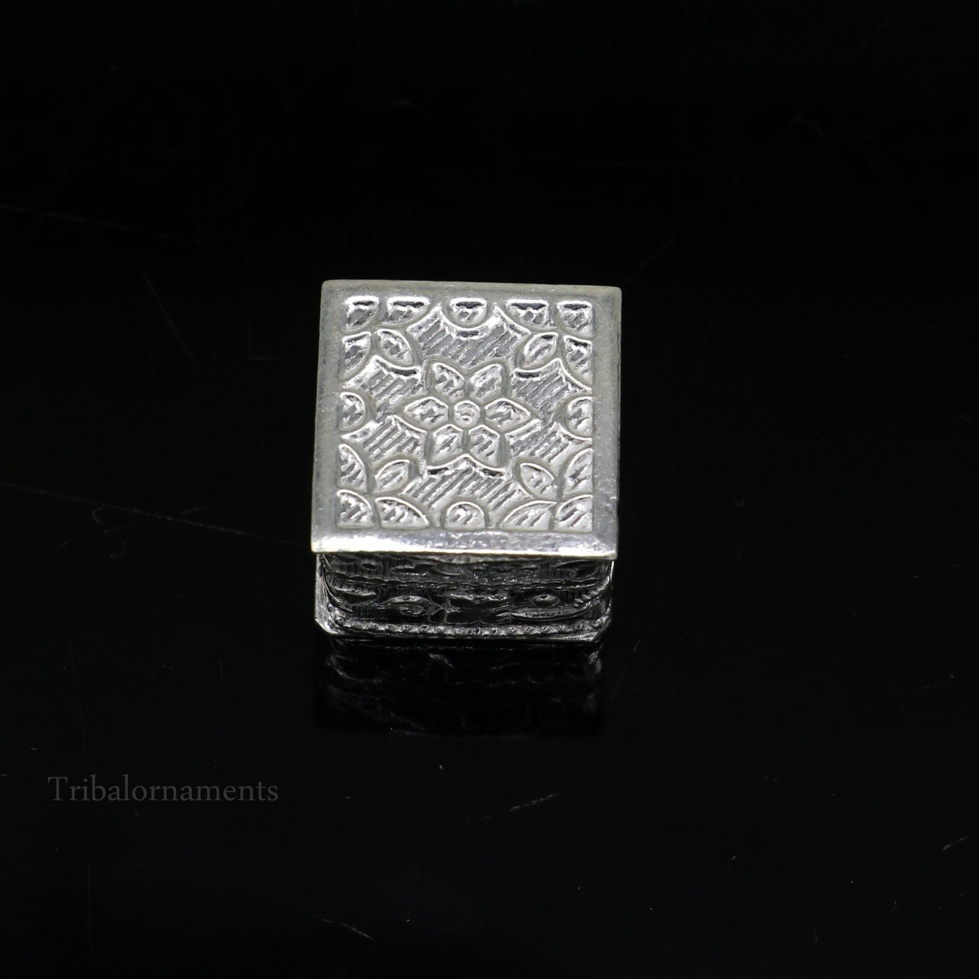 925 sterling silver bridal square trinket box by TRIBAL ORNAMENTS, decorative casket for jewelry or cosmetics, elegant gift container