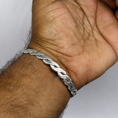 925 sterling silver twisting design cuff kada modern trendy fashion kada is a stunning and versatile piece of jewelry fcuff158 - TRIBAL ORNAMENTS