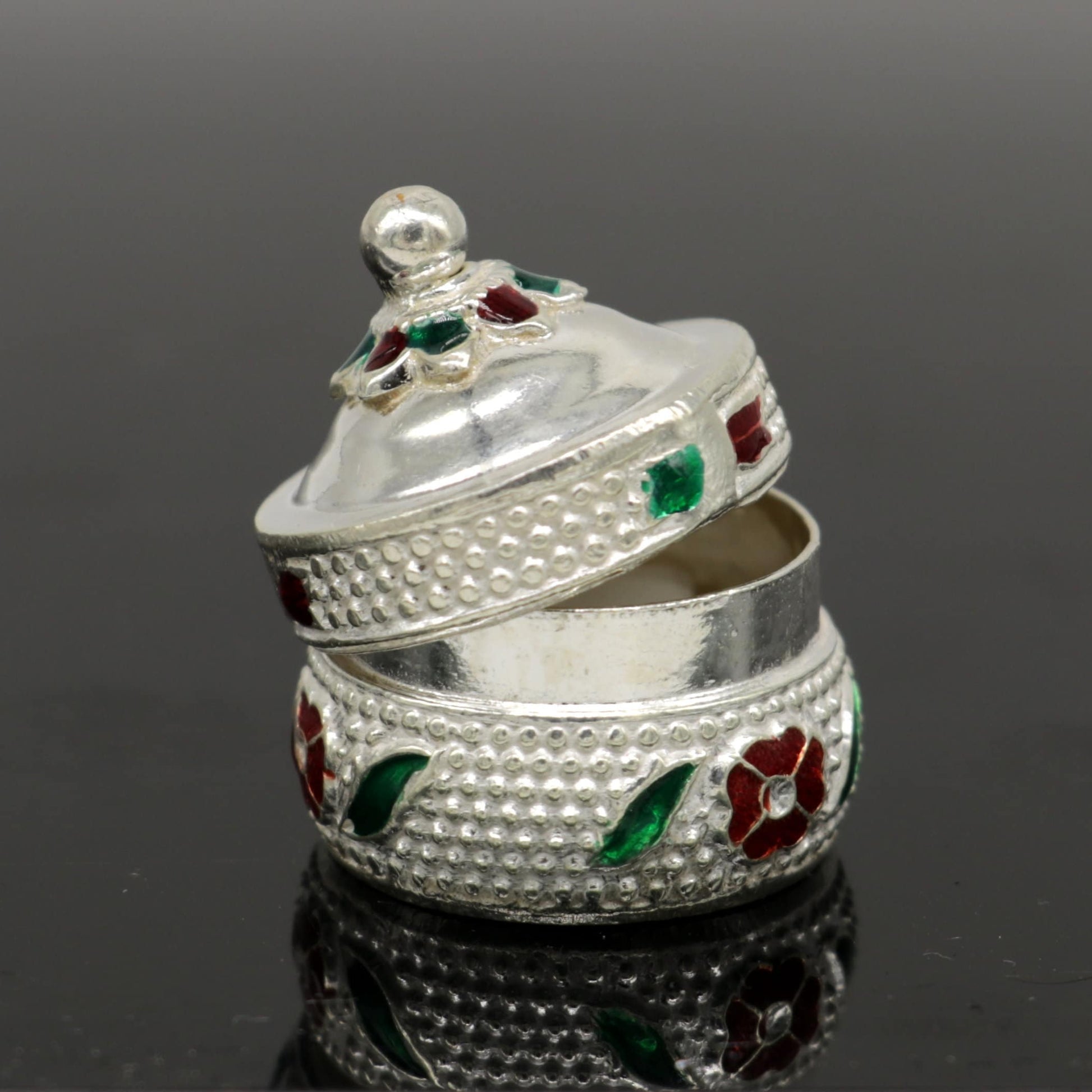 925 sterling silver unique antique design handmade brides eyes kajal box, surma box, kumkum sindur box, small trinket box article stb103 - TRIBAL ORNAMENTS