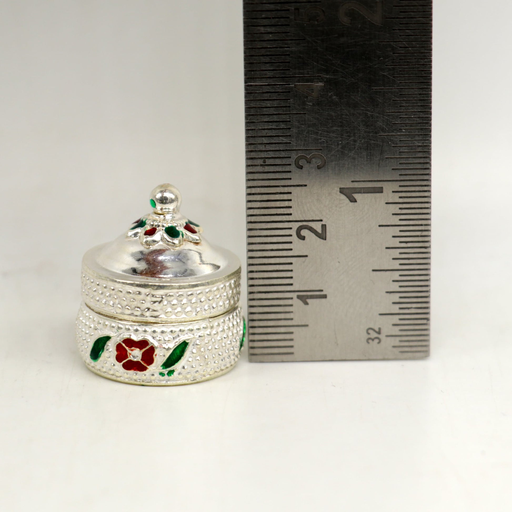 925 sterling silver unique antique design handmade brides eyes kajal box, surma box, kumkum sindur box, small trinket box article stb103 - TRIBAL ORNAMENTS