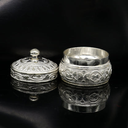 Handmade 925 sterling silver antique bride's eyes kajal box, surma, kumkum, sindur, and small trinket storage by TRIBAL ORNAMENTS.
