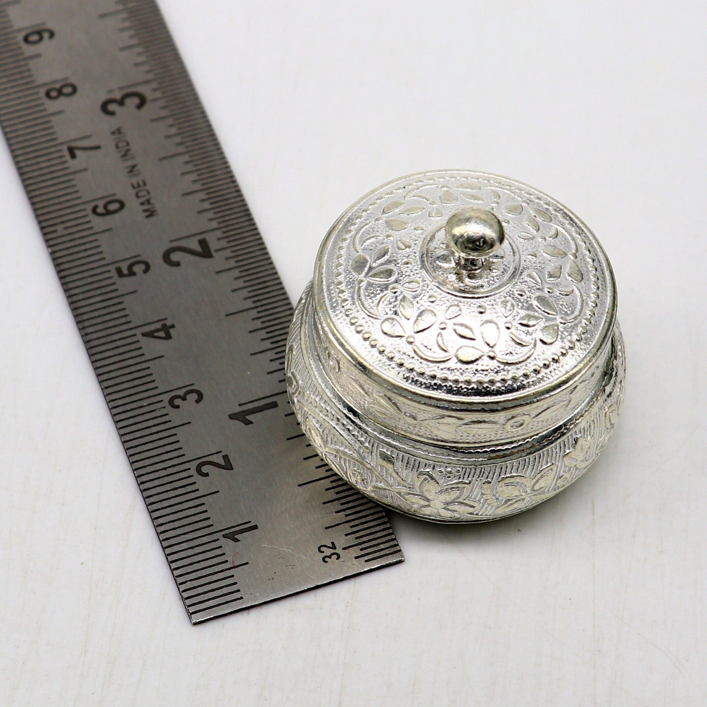 925 sterling silver unique antique design handmade brides eyes kajal box, surma box, kumkum sindur box, small trinket box article stb112 - TRIBAL ORNAMENTS