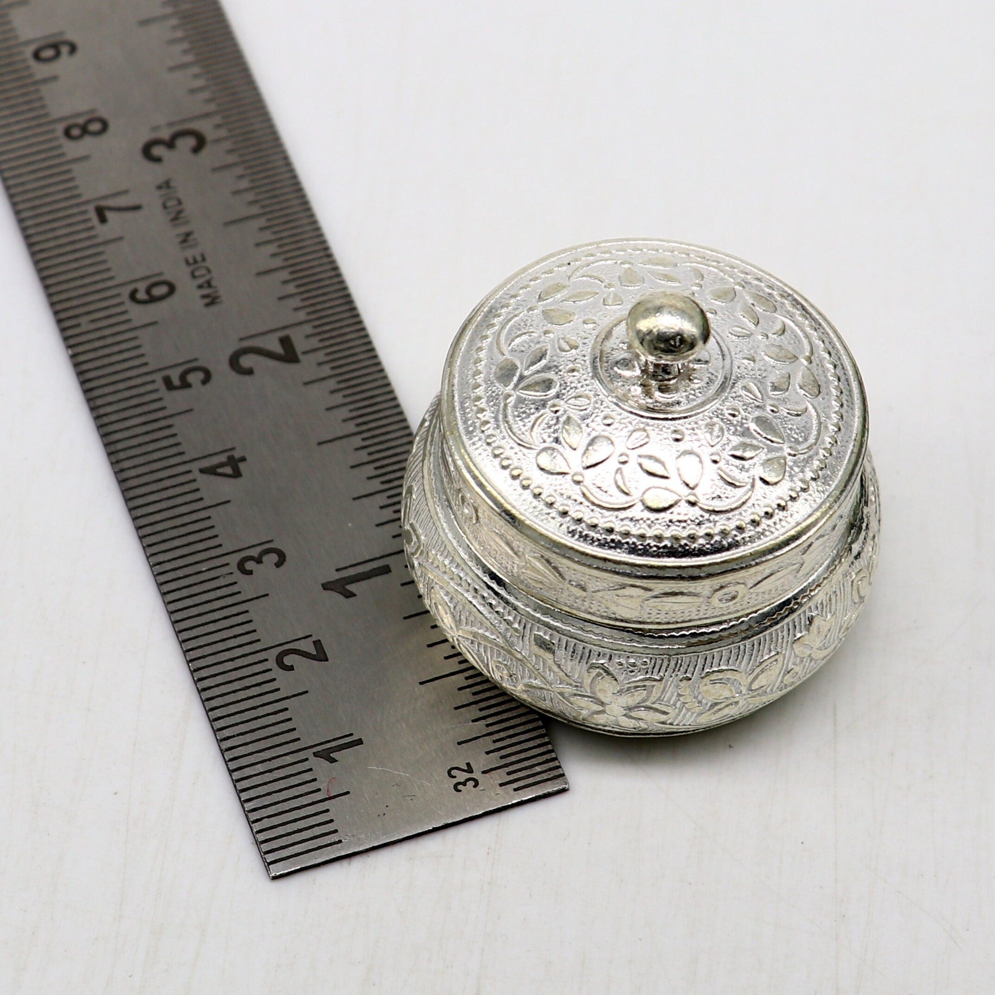 925 sterling silver unique antique design handmade brides eyes kajal box, surma box, kumkum sindur box, small trinket box article stb112 - TRIBAL ORNAMENTS