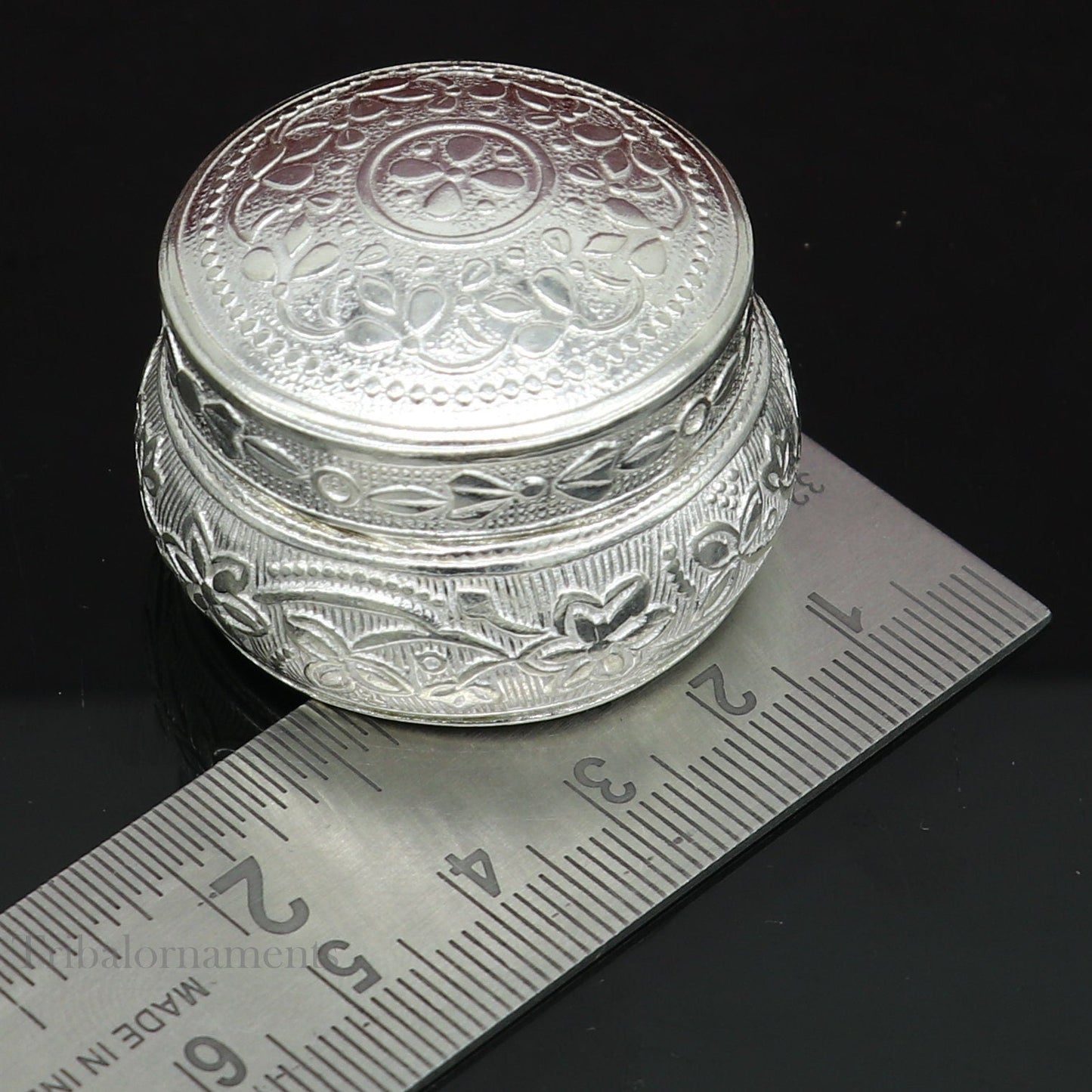 925 sterling silver unique antique design handmade brides eyes kajal box, surma box, kumkum sindur box, small trinket box article stb265 - TRIBAL ORNAMENTS