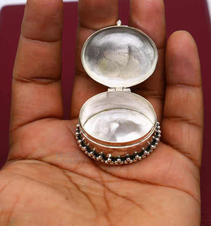925 sterling silver George V coin trinket box with unique design, ideal for jewelry, kajal, or sindur storage, by Tribal Ornaments.