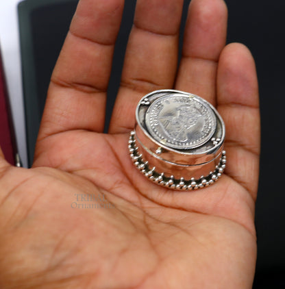 925 silver George V coin trinket box with intricate design, ideal for jewelry, eyeliner, or Sindur storage, by TRIBAL ORNAMENTS.