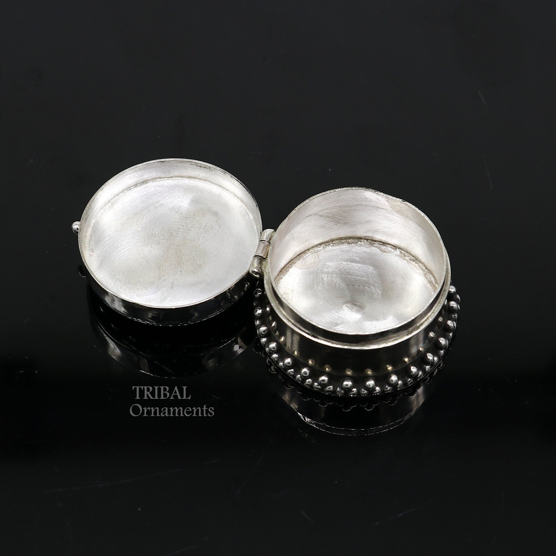 925 sterling silver unique design stone work trinket box, kajal eyeliner box, Sindur box brides gift silver box stb750 - TRIBAL ORNAMENTS