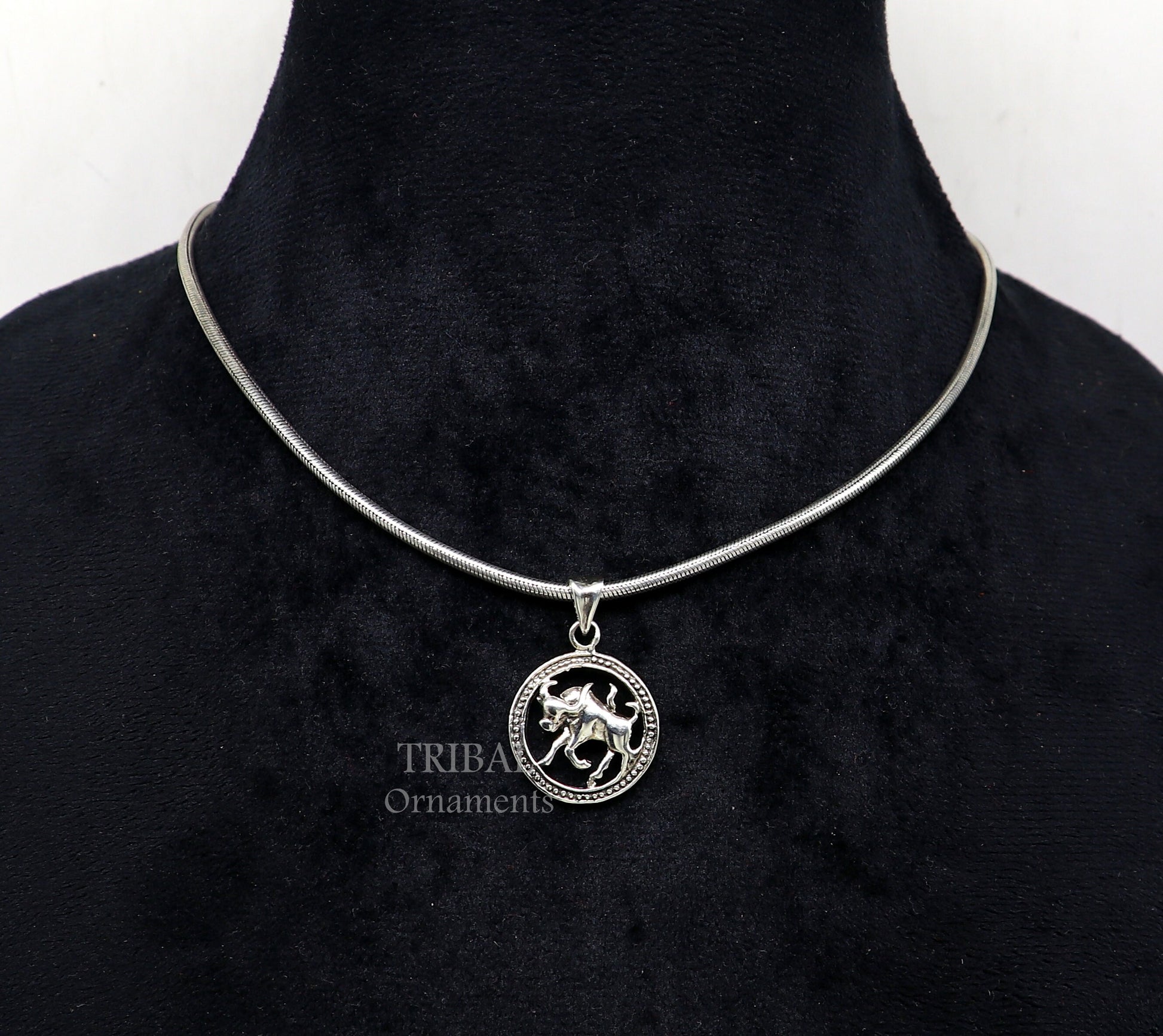 925 sterling silver unique horoscope zodiac Taurus sign/ symbol pendant unique Vrishbh Rashi symbol pendant best ethnic jewelry nsp573 - TRIBAL ORNAMENTS