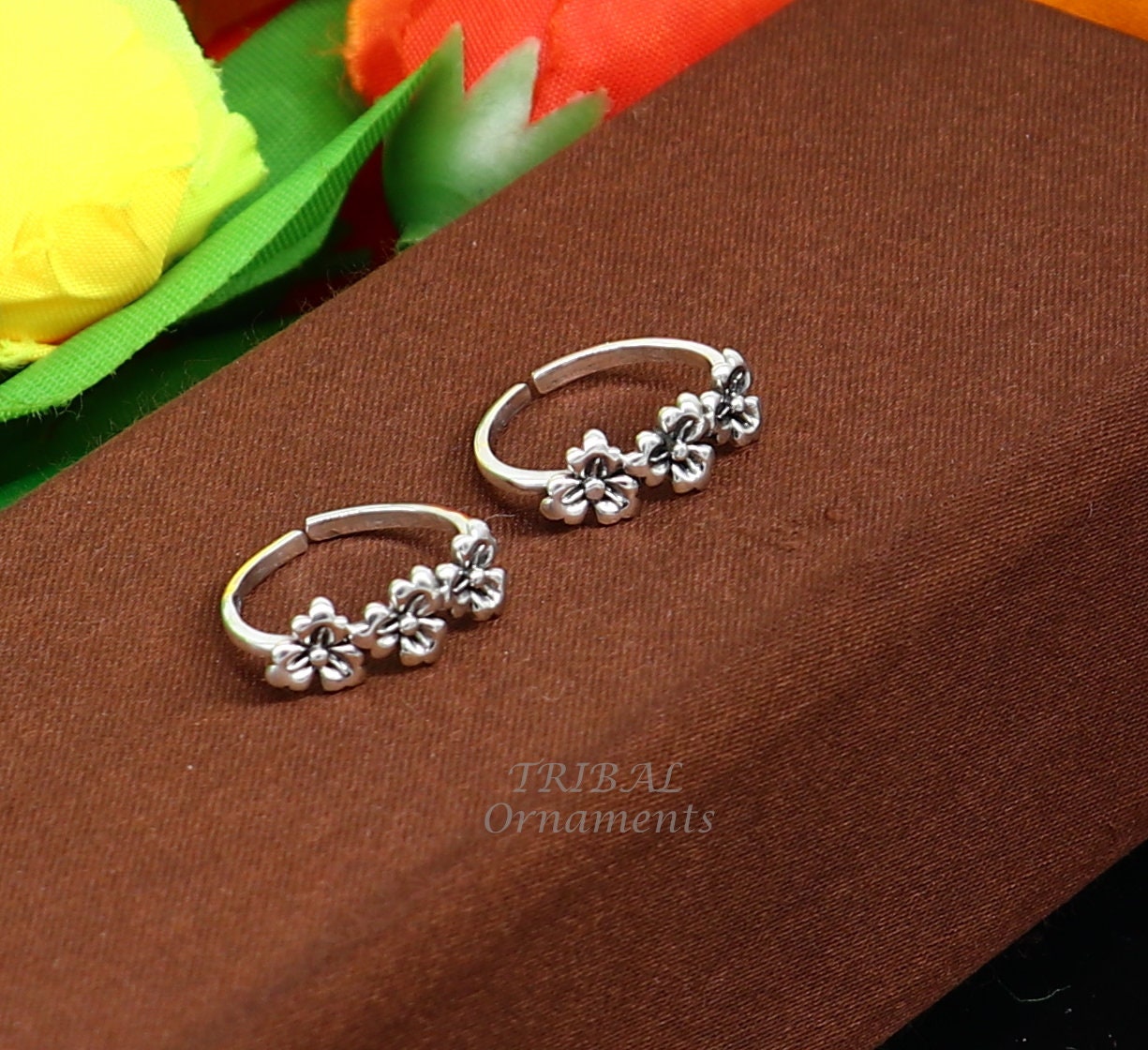 925 sterling silver uniquely handcrafted flower style oxidized toe rings. best brides wedding jewelry tribal jewelry ytr16 - TRIBAL ORNAMENTS
