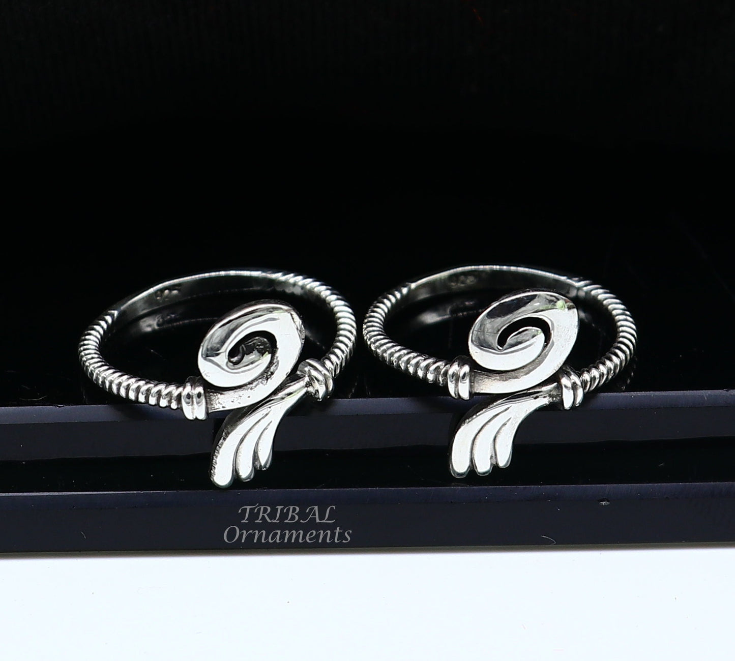 925 sterling silver uniquely handcrafted unique style antique look toe rings. best brides wedding jewelry ethnic  tribal jewelry ytr18 - TRIBAL ORNAMENTS