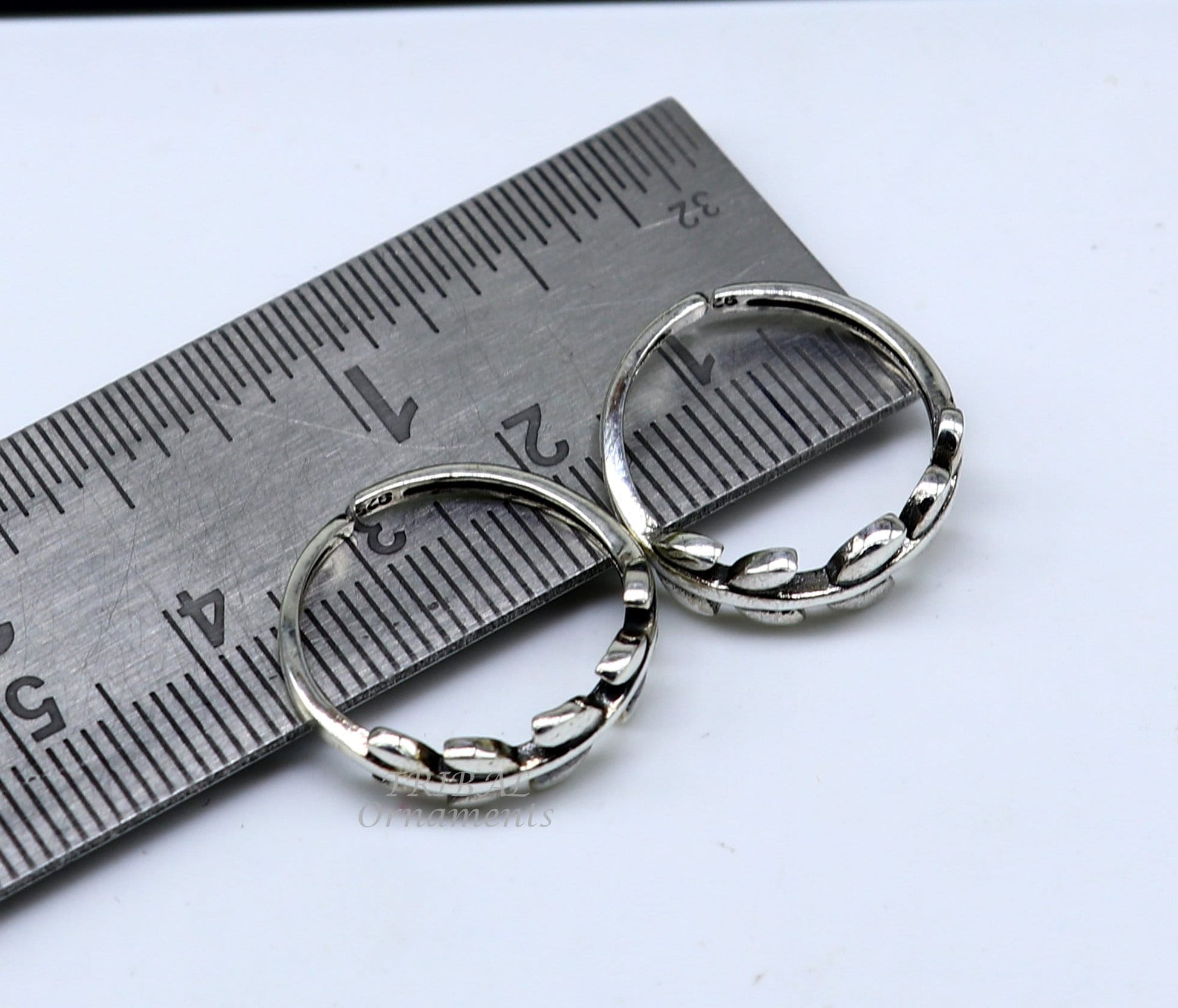 925 sterling silver uniquely handcrafted unique style antique look toe rings. best brides wedding jewelry ethnic  tribal jewelry ytr19 - TRIBAL ORNAMENTS