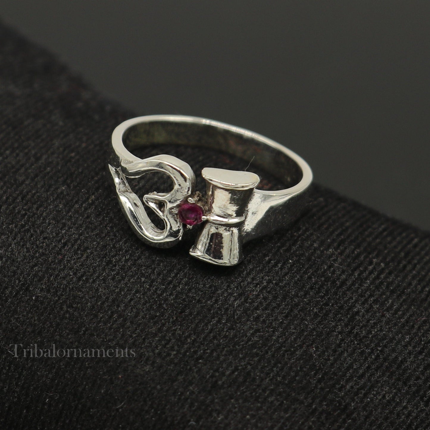 925 sterling silver vintage Shiva trident and damaru design ring, unisex custom jewelry by Tribal Ornaments.