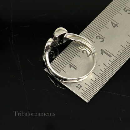Sterling silver vintage Shiva trident ring with customized design, unisex jewelry band featuring trishul and damaru motifs.