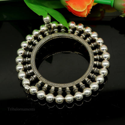 Sterling silver vintage tribal bangle bracelet with ethnic design, antique cuff jewelry for Banjara and belly dance accessories