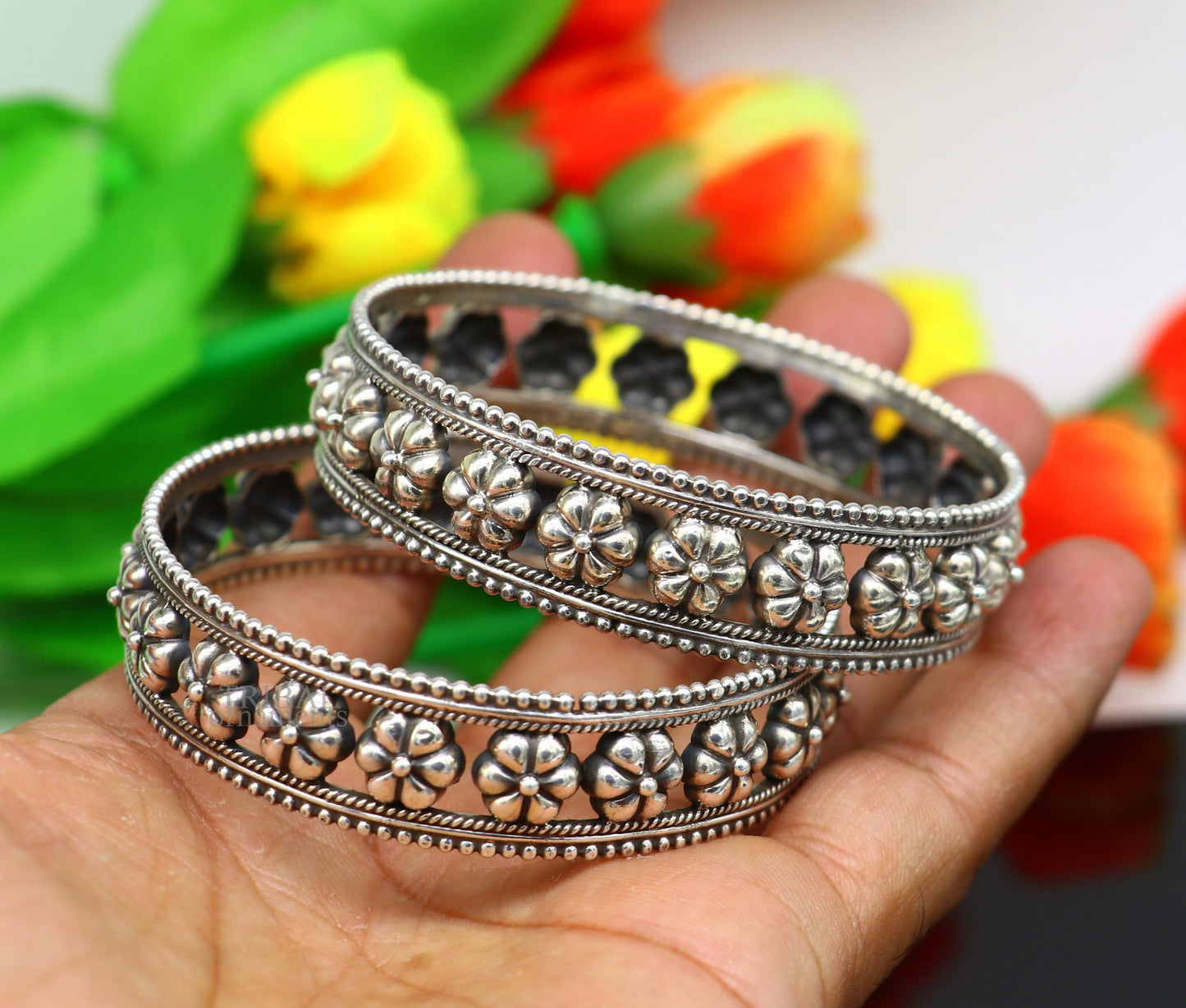 925 sterling silver vintage floral bangle bracelet with tribal and ethnic design by TRIBAL ORNAMENTS