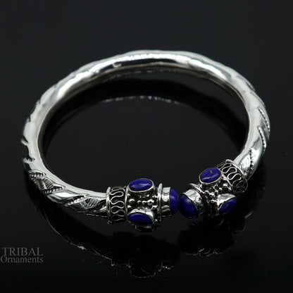 Vintage-style 925 sterling silver stone jadau bangle bracelet by TRIBAL ORNAMENTS, unisex traditional jewelry with intricate design.