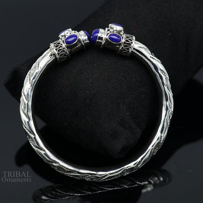 Unisex 925 sterling silver vintage-style stone jadau bangle bracelet with intricate traditional design, handmade Indian jewelry.