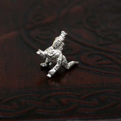 Sterling silver small Krishna idol sculpture for home temple, featuring customized Indian design and puja decorative art.