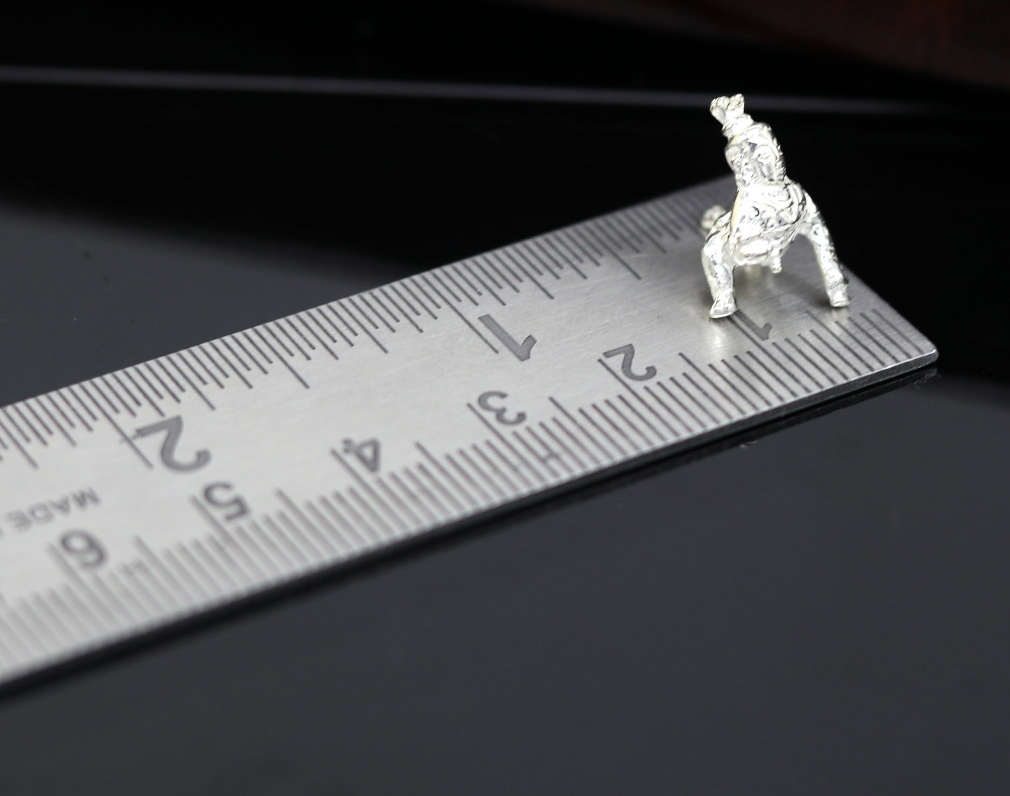 Solid silver handmade customized design indian idol little krishna, Ladu Gopal, small statue sculpture home temple puja art, utensils su06 - TRIBAL ORNAMENTS