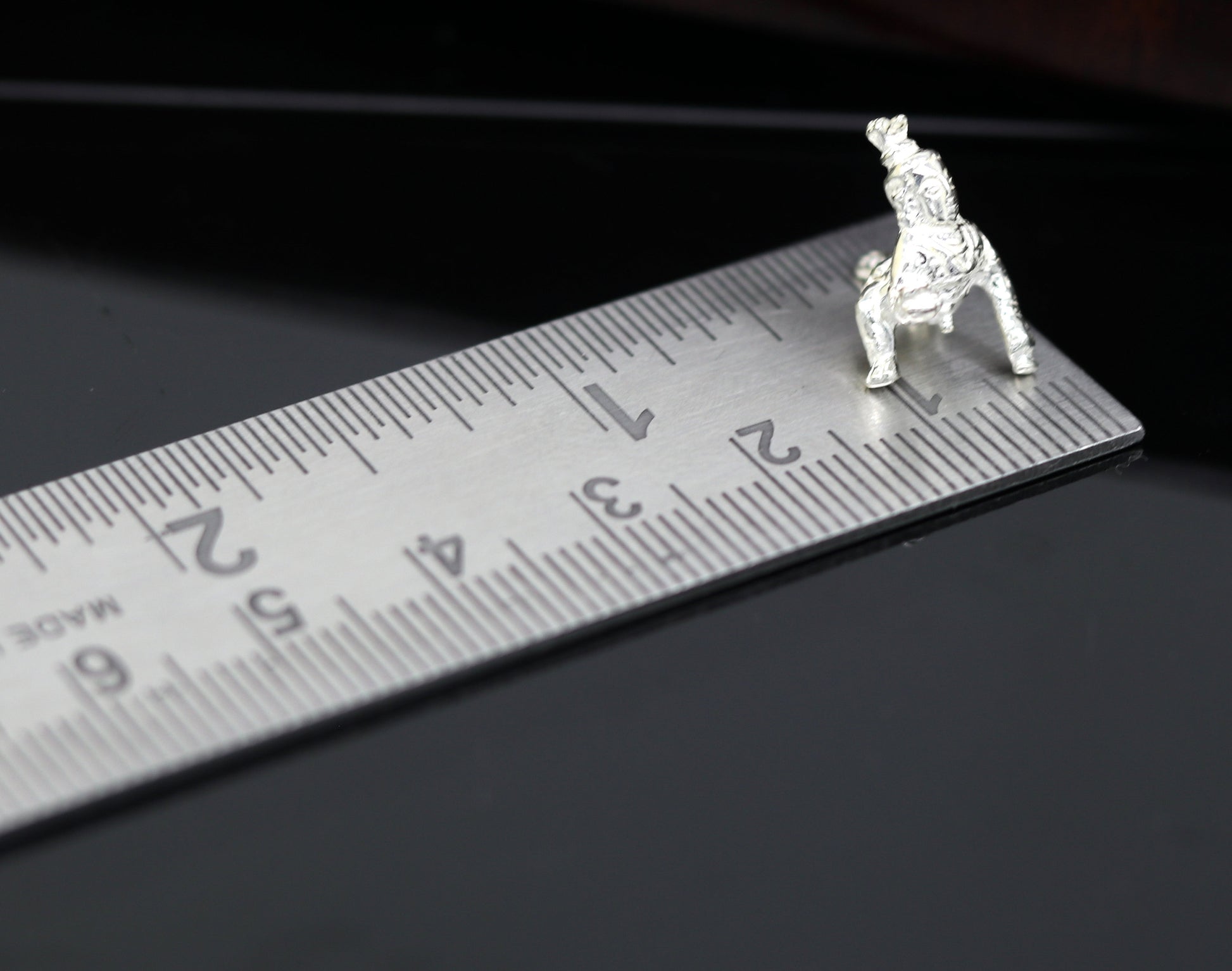 Solid silver handmade customized design indian idol little krishna, Ladu Gopal, small statue sculpture home temple puja art, utensils su06 - TRIBAL ORNAMENTS