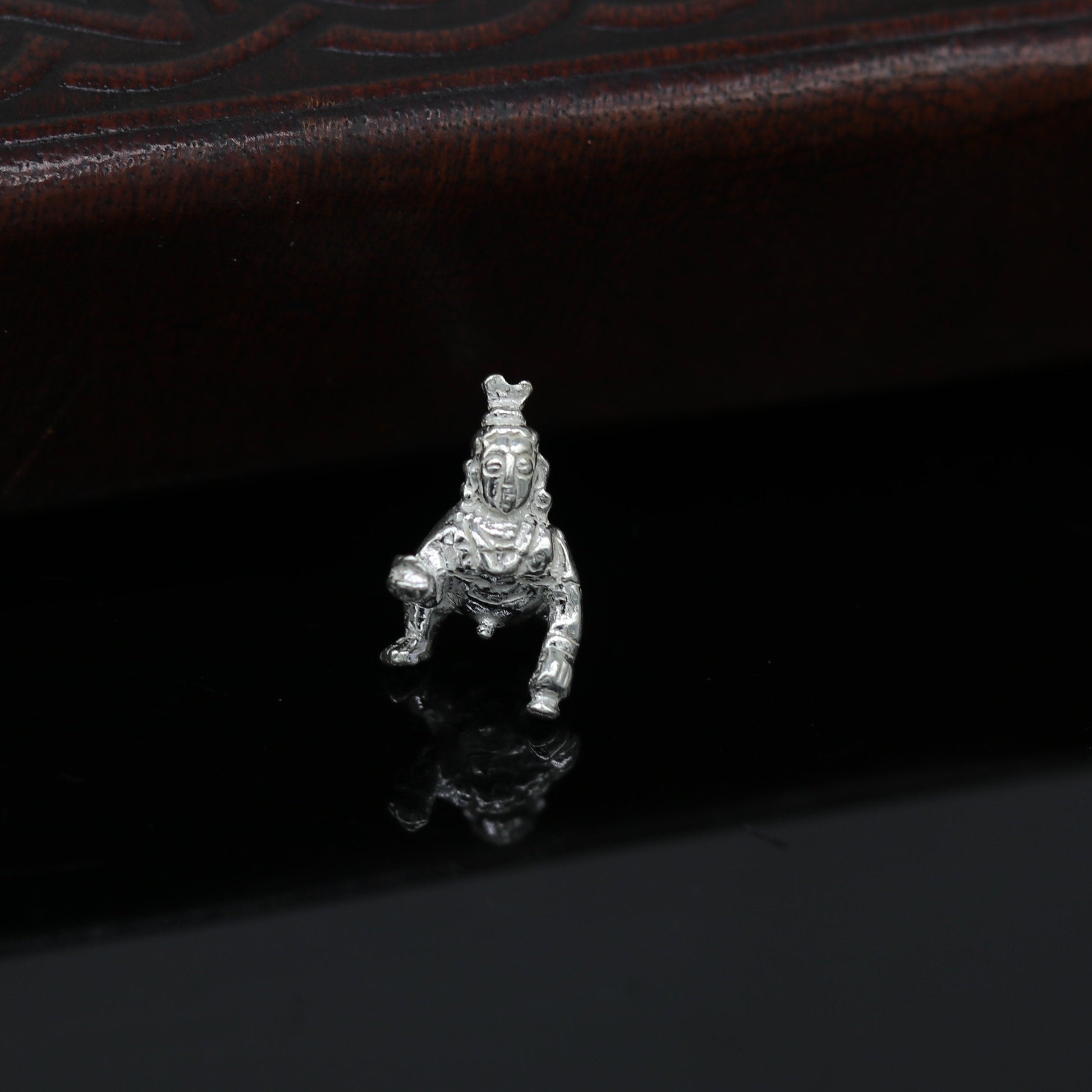 Solid silver handmade customized design indian idol little krishna, Ladu Gopal, small statue sculpture home temple puja art, utensils su06 - TRIBAL ORNAMENTS