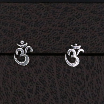 925 Sterling silver handmade Aum Om stud earring with Indian idol symbol, unisex jewelry by TRIBAL ORNAMENTS.