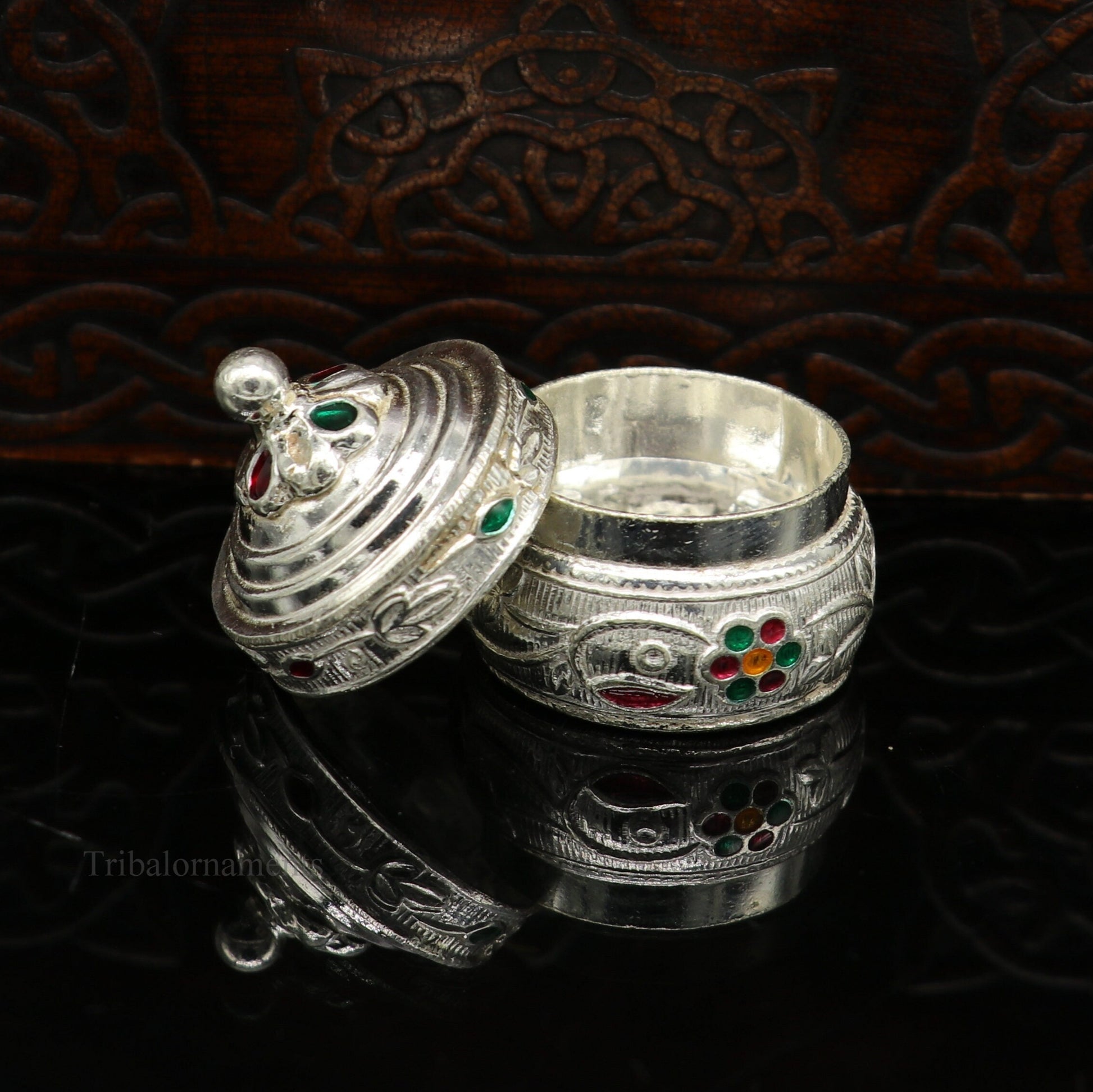 Solid sterling silver unique antique design handmade brides eyes kajal box, surma box, kumkum sindur box, small trinket box article stb240 - TRIBAL ORNAMENTS