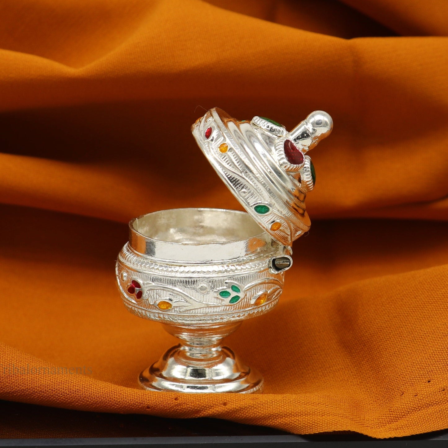 Solid sterling silver vintage royal designer handmade brides eyes kajal box, surma box, kumkum sindur box, small trinket box article stb236 - TRIBAL ORNAMENTS