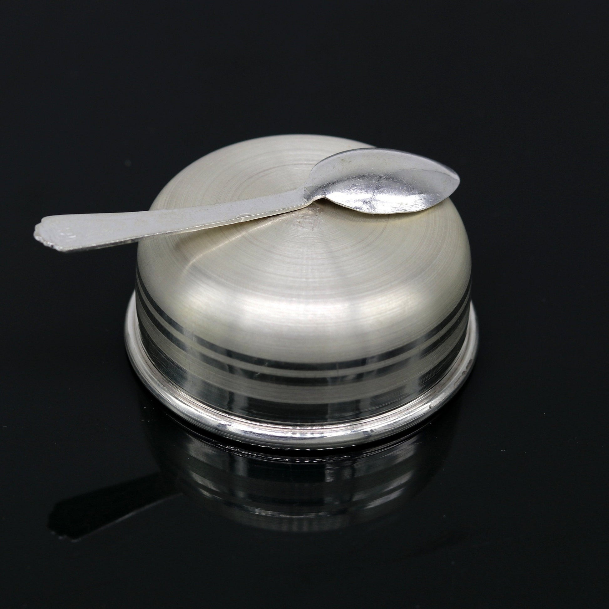 Handmade 999 fine silver bowl and spoon set by TRIBAL ORNAMENTS, antibacterial silver vessels for kids and babies.