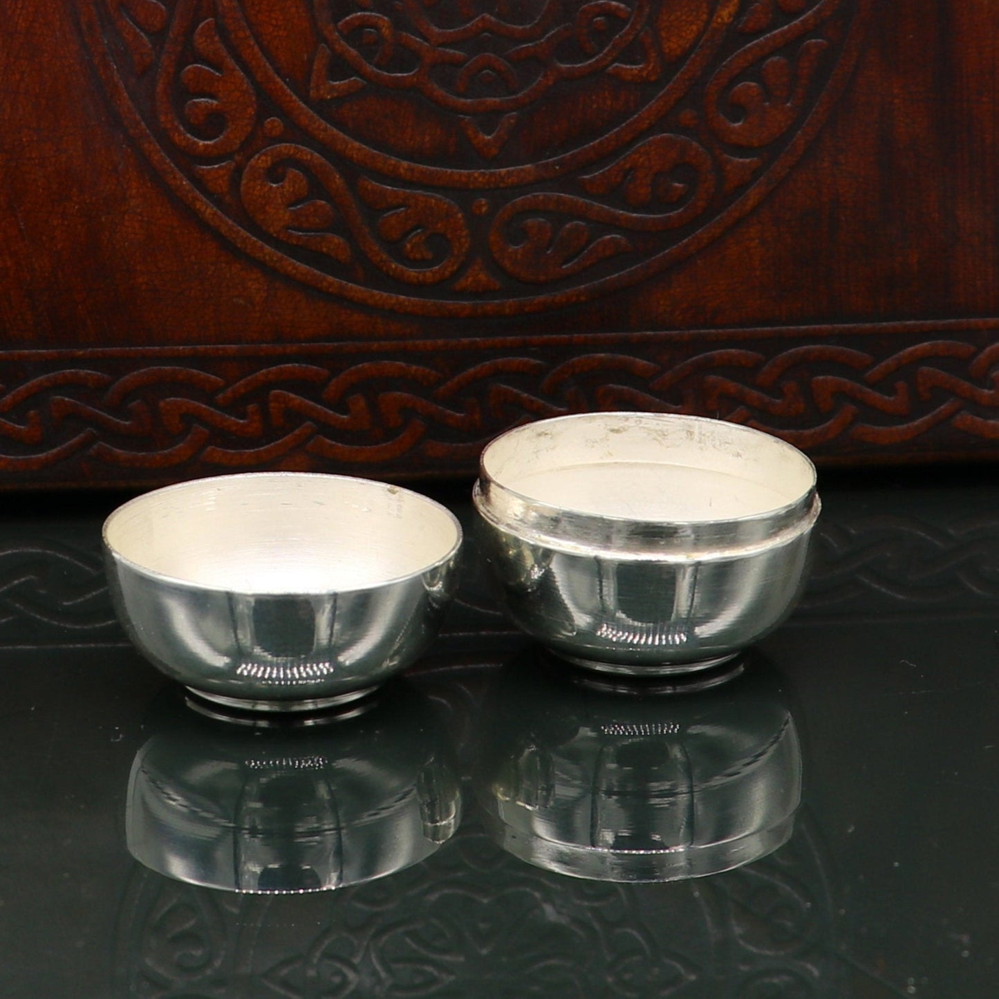 999 fine silver handmade gorgeous prasad box with cap, trinket box, container box, brides gifting, jewelry box, solid silver article stb95 - TRIBAL ORNAMENTS