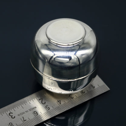 999 fine silver handmade gorgeous small idol's Prasad box, trinket box, container box, brides sindur box, solid silver article utensil sv184 - TRIBAL ORNAMENTS