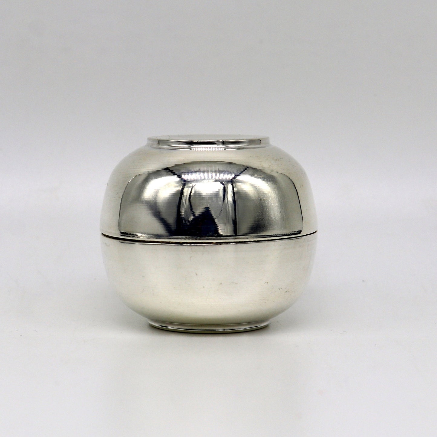 999 fine silver handmade Prasad box with cap for idols, trinket box, container box, brides gifting, jewelry box, solid silver article stb96 - TRIBAL ORNAMENTS