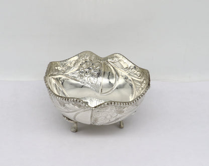Vintage 999 fine silver worshipping puja bowl with intricate design for Krishna or other idols, ideal for prasadam and puja rituals.