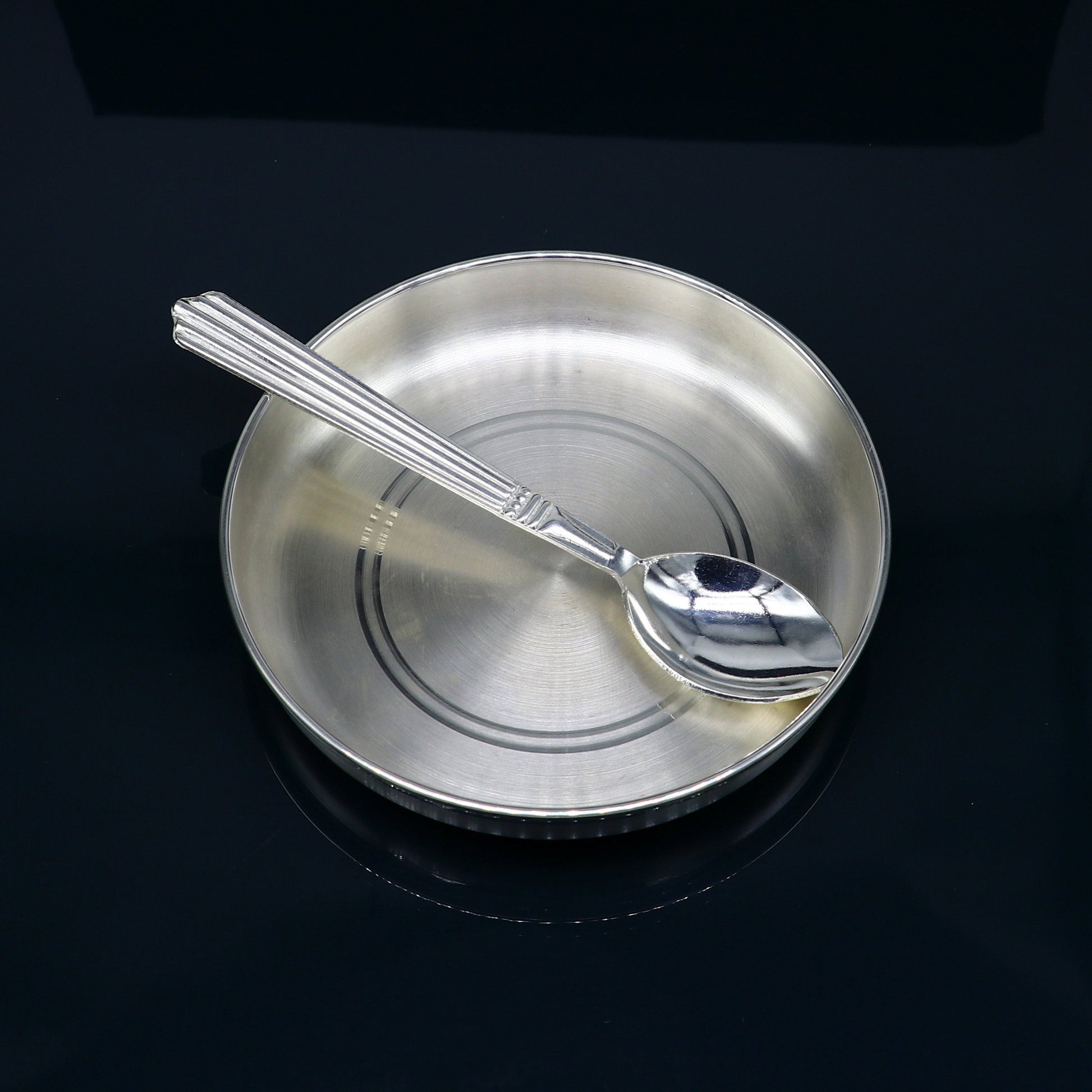 999  fine solid silver handmade tray/ plate for baby food serving, silver vessels, silver utensils,best new born baby gift  india sv212 - TRIBAL ORNAMENTS