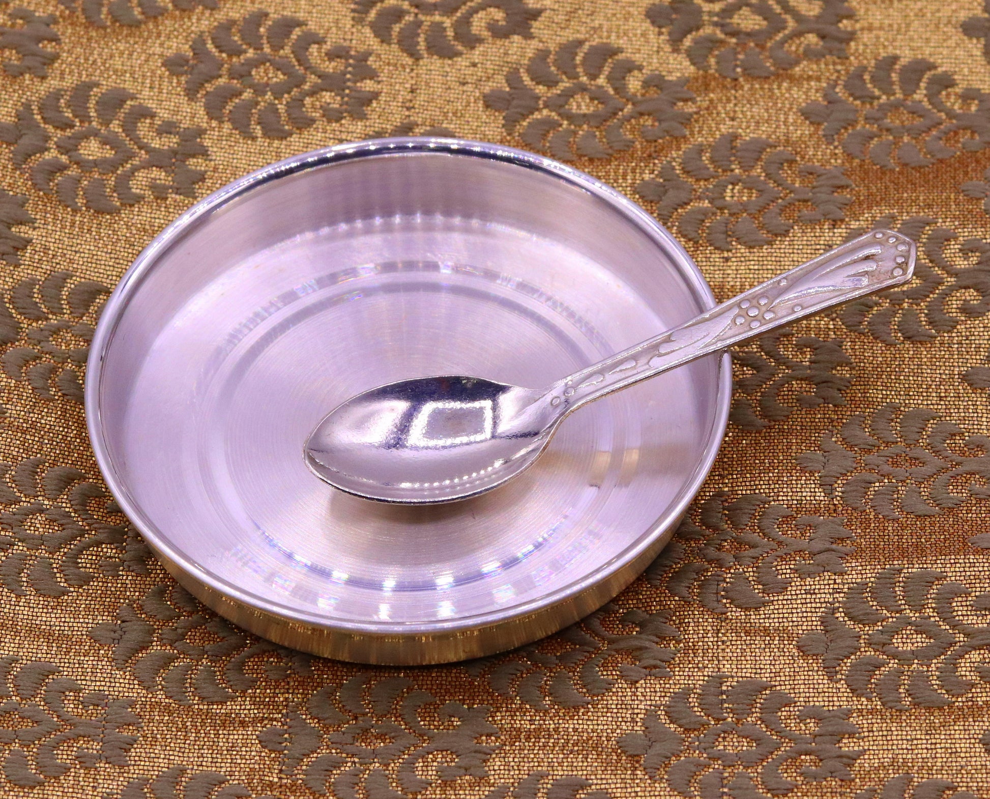 999 pure silver handmade silver baby plate and spoon set, silver has antibacterial properties, keep stay healthy, silver vessels sv08 - TRIBAL ORNAMENTS